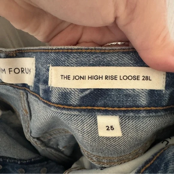 Aritzia Denim Forum "The Joni High Rise Loose 28L" Jeans - Picture 12 of 16